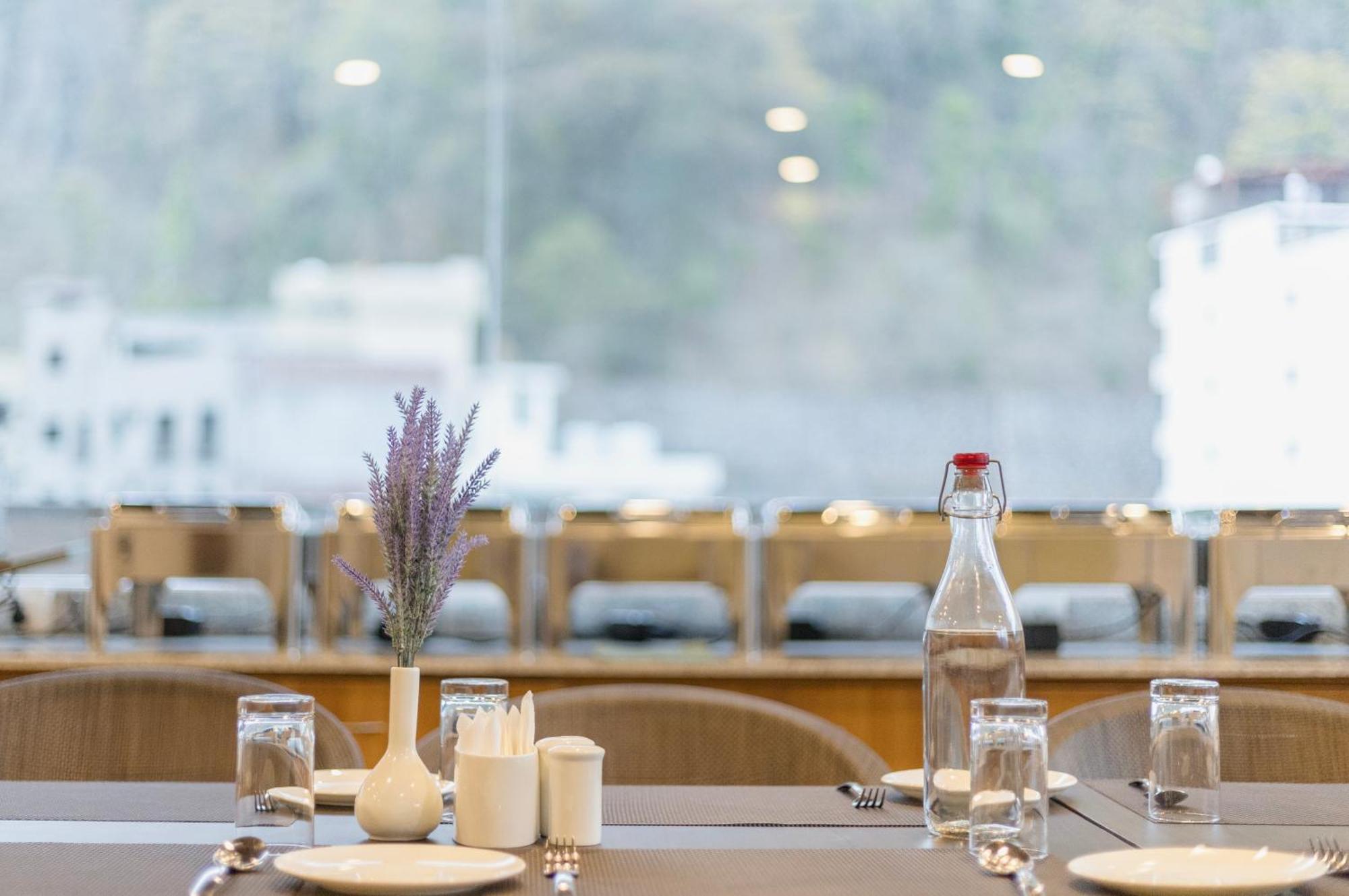 Stone Wood Hotel, Rishikesh Ngoại thất bức ảnh